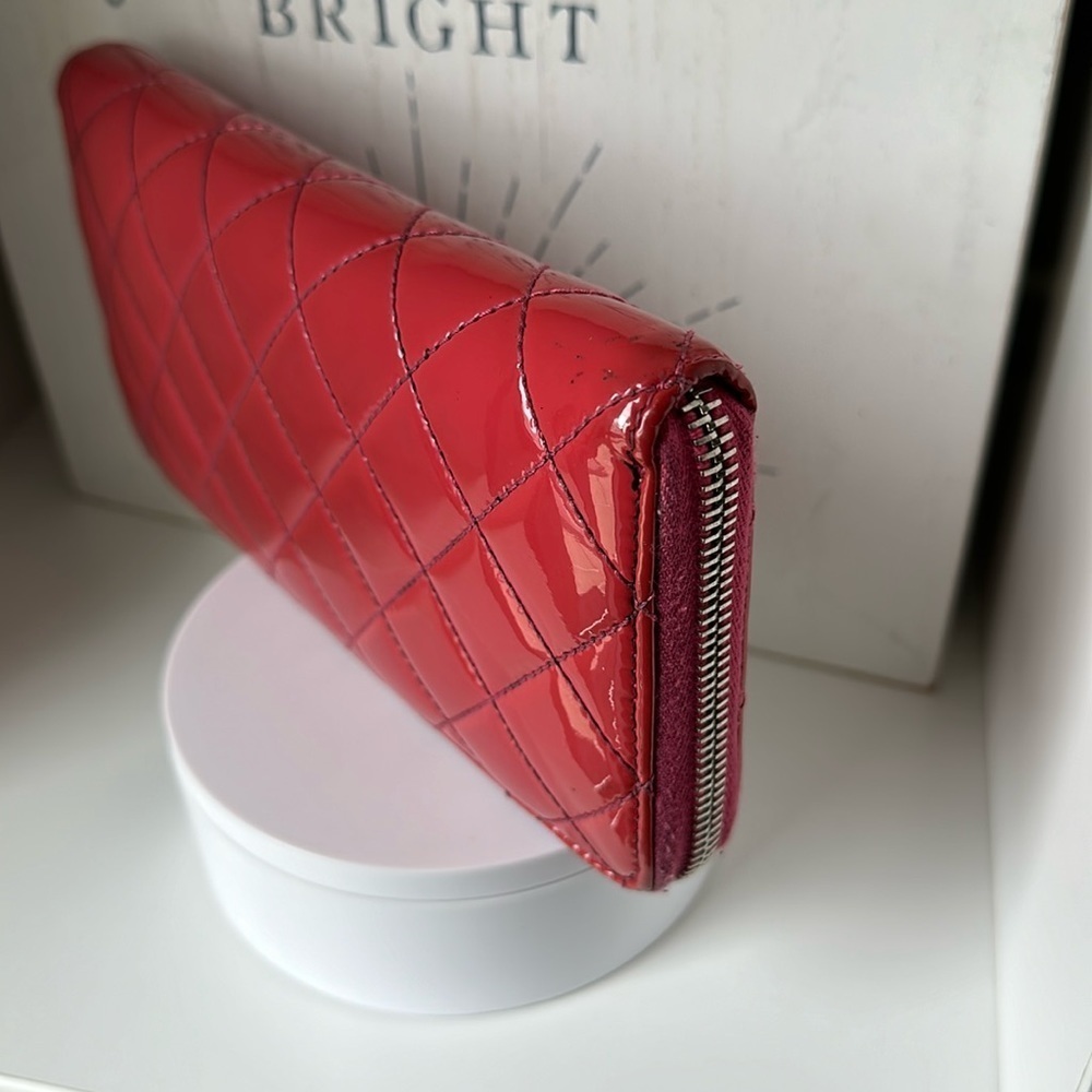 CHANEL - 💯 Authentic Hot Pink Quilted Patent Leather Long Zippy Classic Wallet - Picture 14 of 16